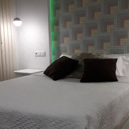 Ciudad De La Paz Appartement Madrid Buitenkant foto